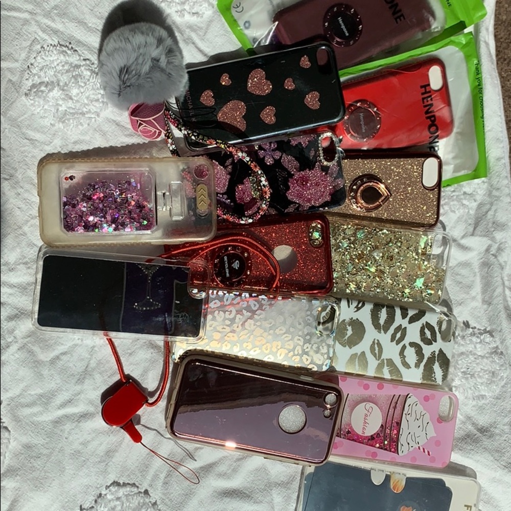 iPhone 7 cases ~ 7 brand new, 6 used